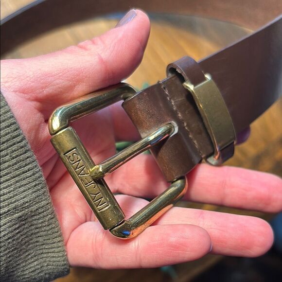 NY JEANS Elegant Brown Leather Belt - Picture 2 of 8